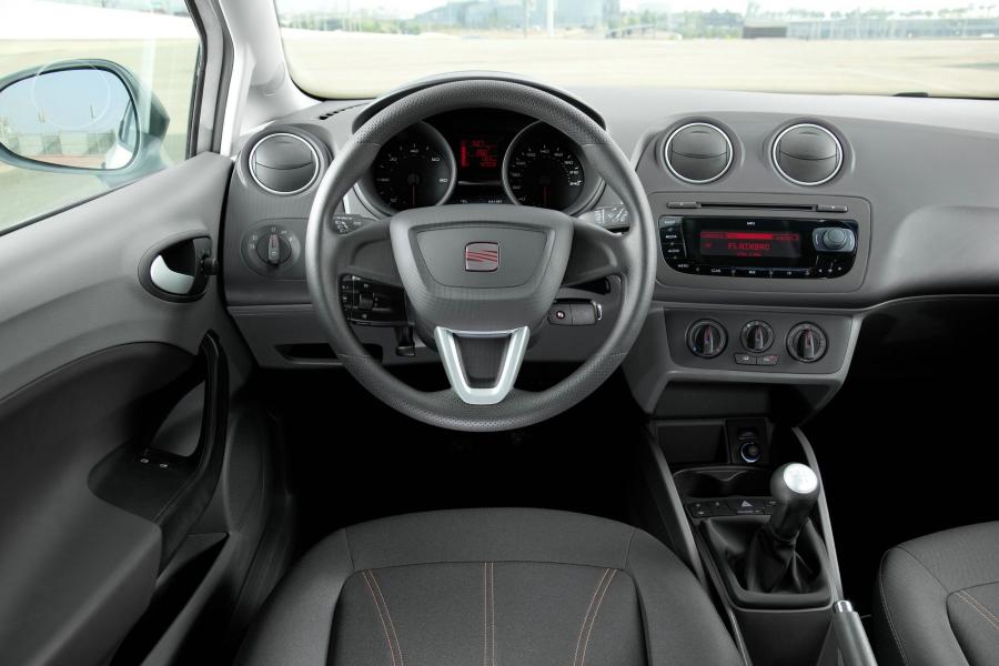  Seat Ibiza 1.2 TDI CR Ecomotive 2010 года  (фото 5 из 15)